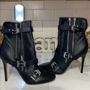 Black boots with zipper